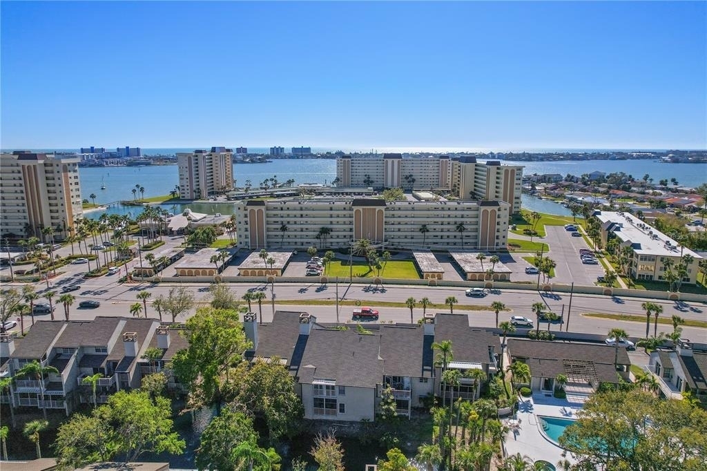 4650 Cove Circle - Photo 20