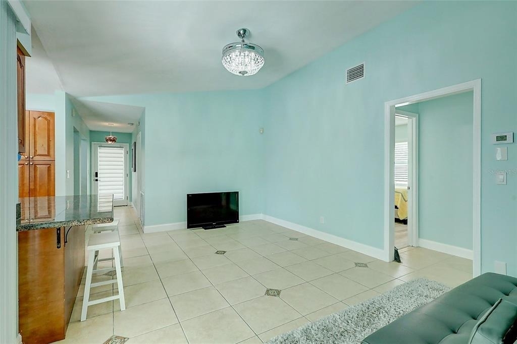 238 Sw Grove Avenue - Photo 25