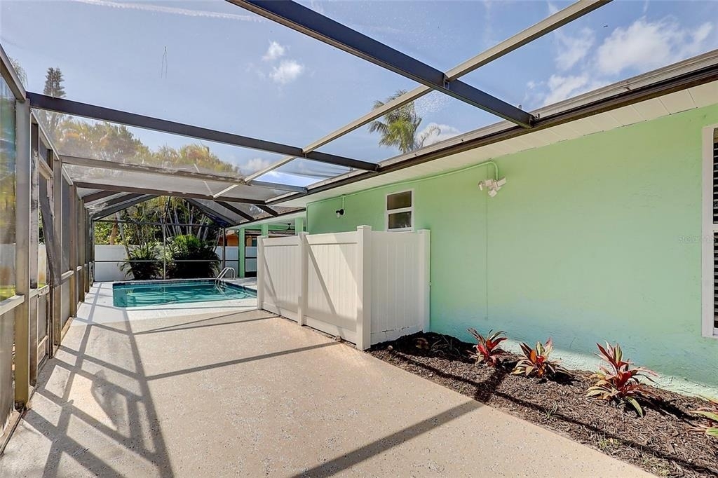 238 Sw Grove Avenue - Photo 39