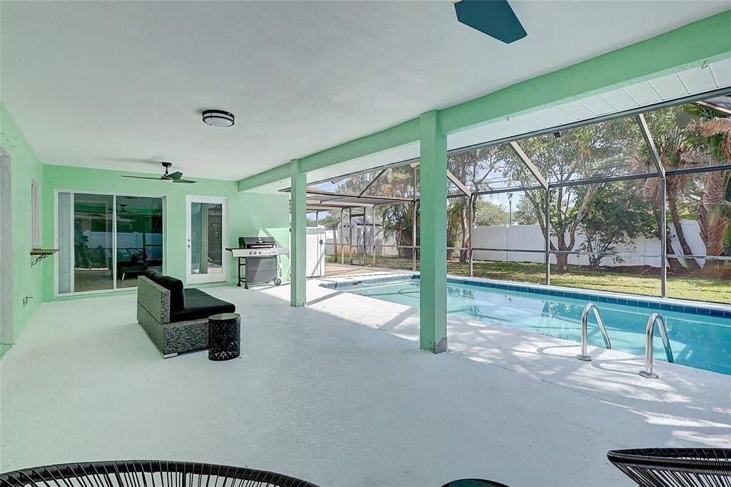 238 Sw Grove Avenue - Photo 32