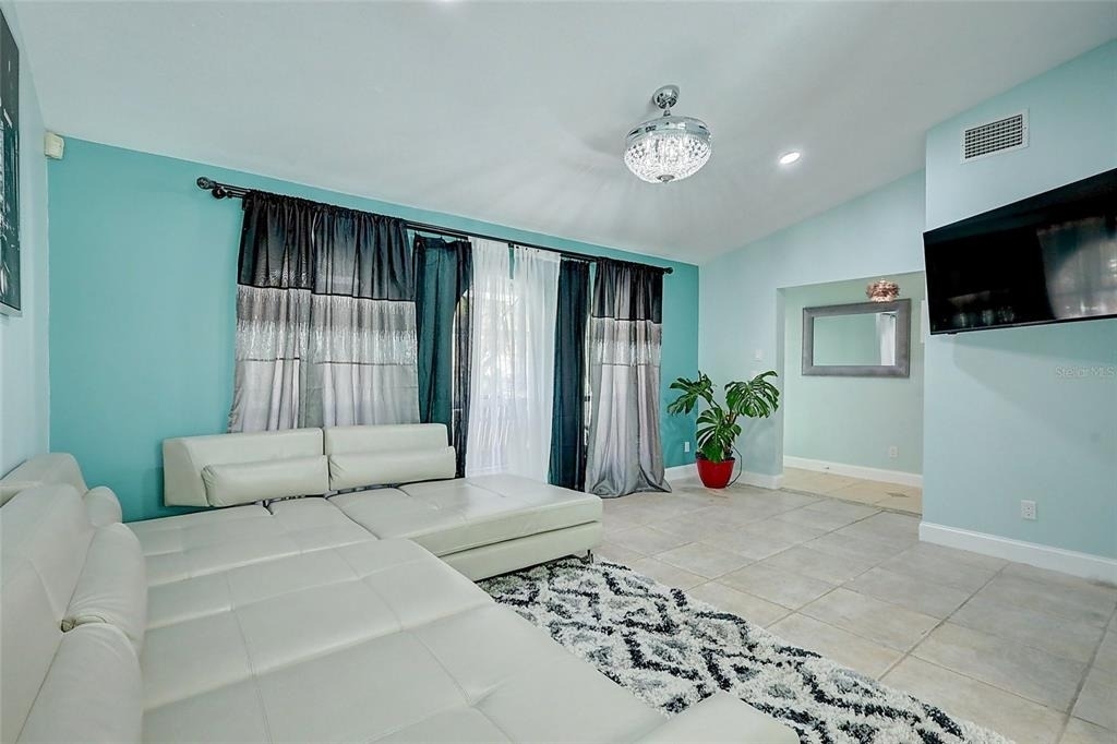 238 Sw Grove Avenue - Photo 6