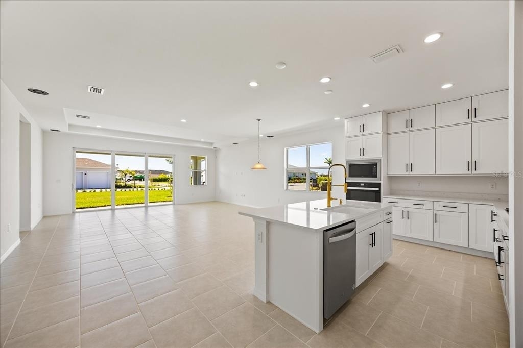 16397 Preservation Boulevard - Photo 14
