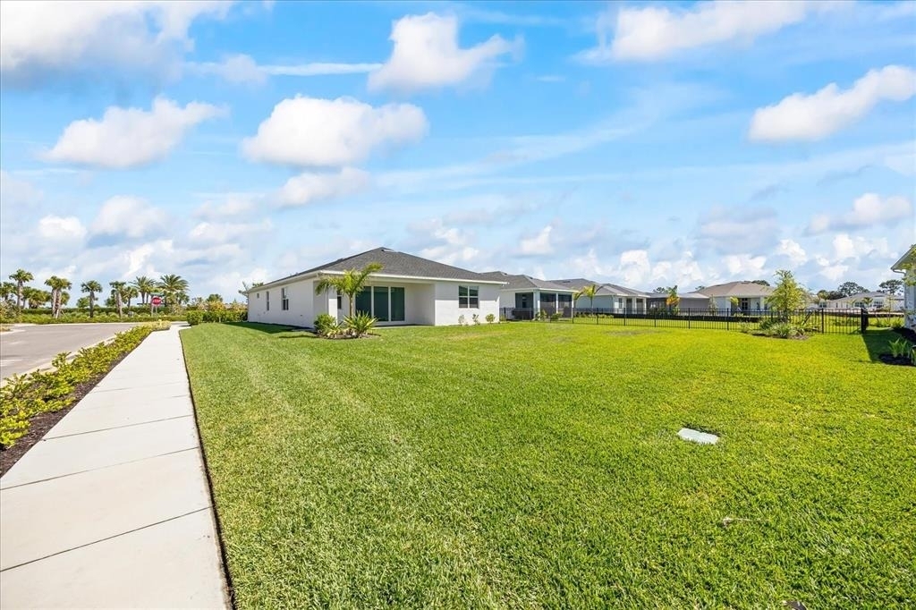 16397 Preservation Boulevard - Photo 42