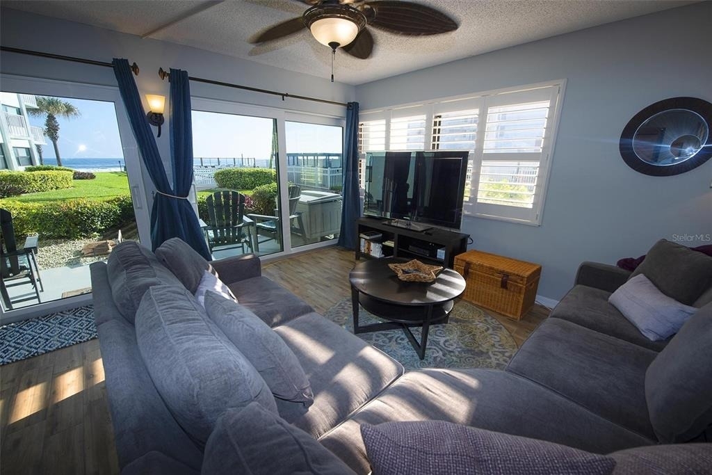 1571 S Atlantic Avenue - Photo 1
