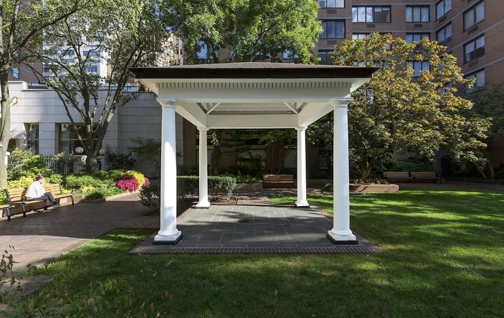 151-155 East 31st Street, Unit W14h - Photo 6