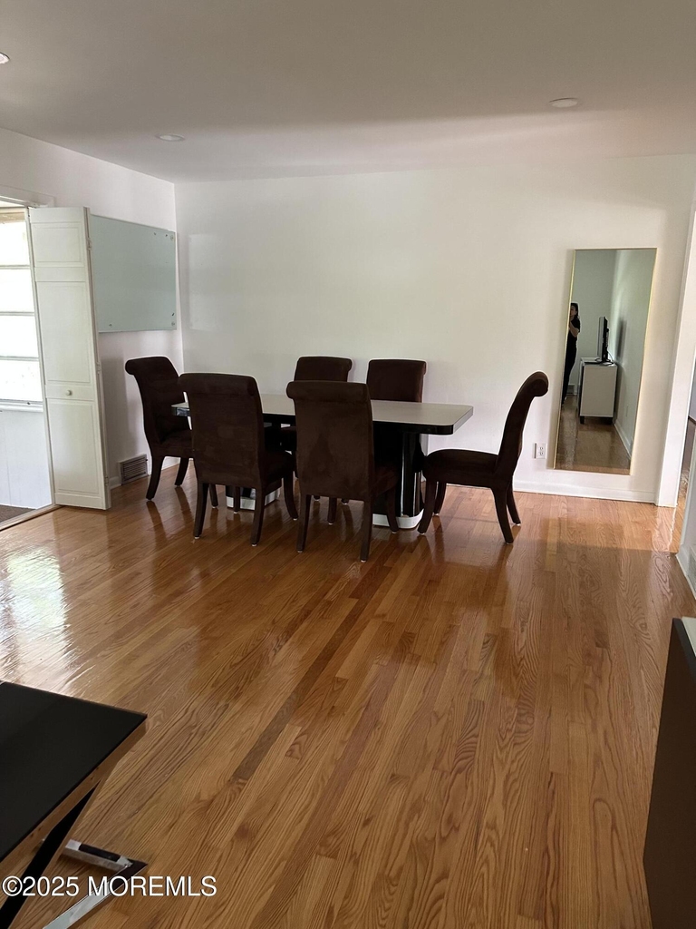 172 Larchwood Avenue - Photo 7