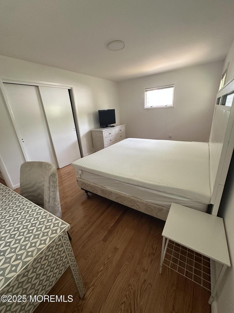 172 Larchwood Avenue - Photo 20