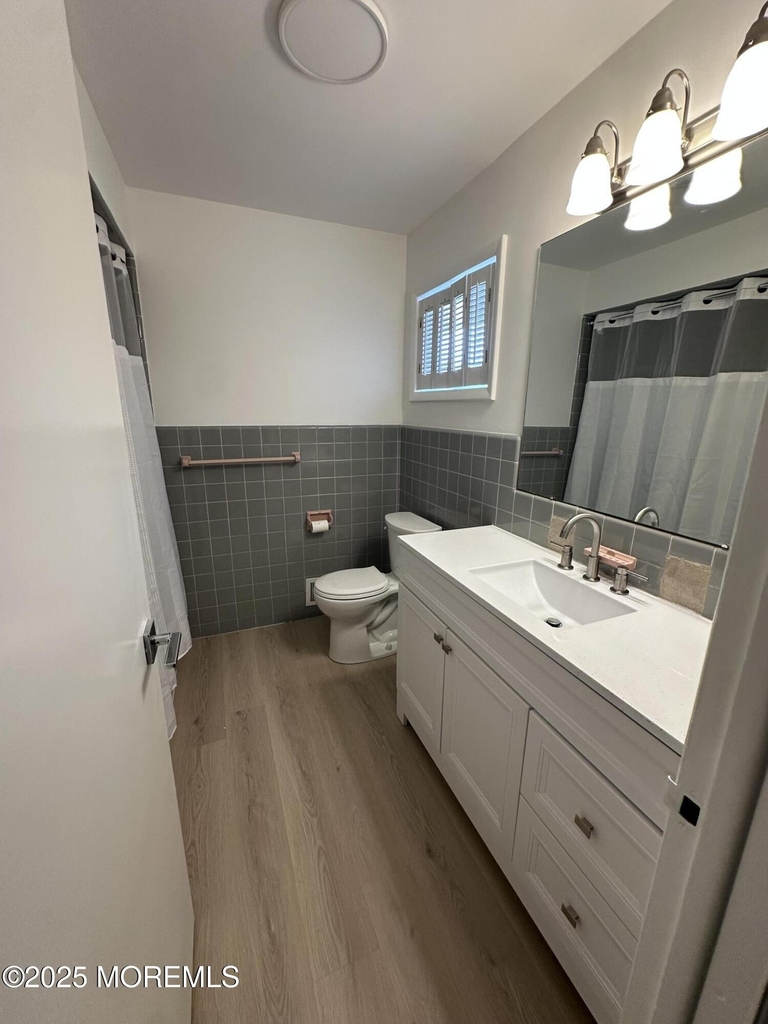 172 Larchwood Avenue - Photo 27