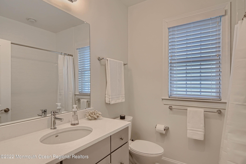 535 Highway 35 - Photo 19