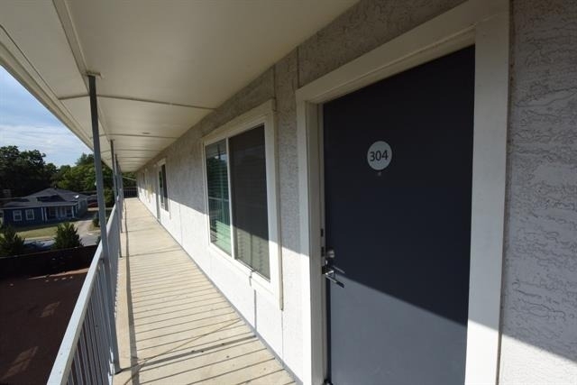 5404 Reiger Avenue - Photo 1