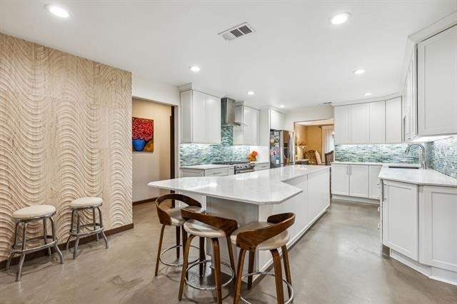 2407 N Carroll Avenue - Photo 3