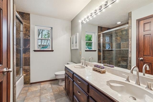 2407 N Carroll Avenue - Photo 23