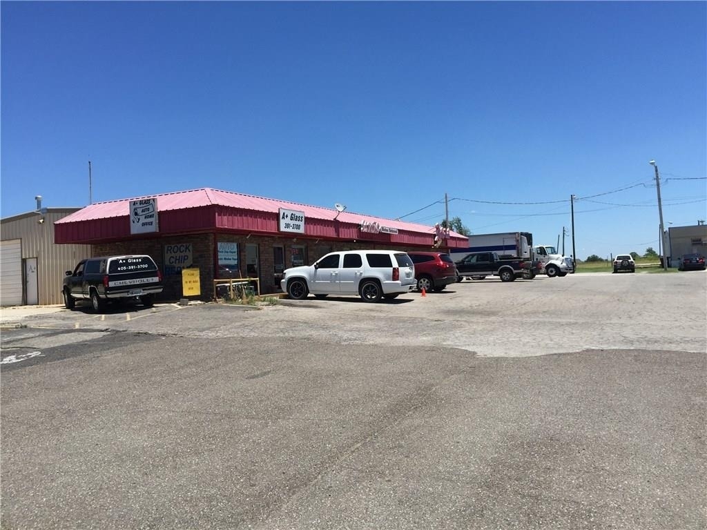 21001 Se 29th Street - Photo 0