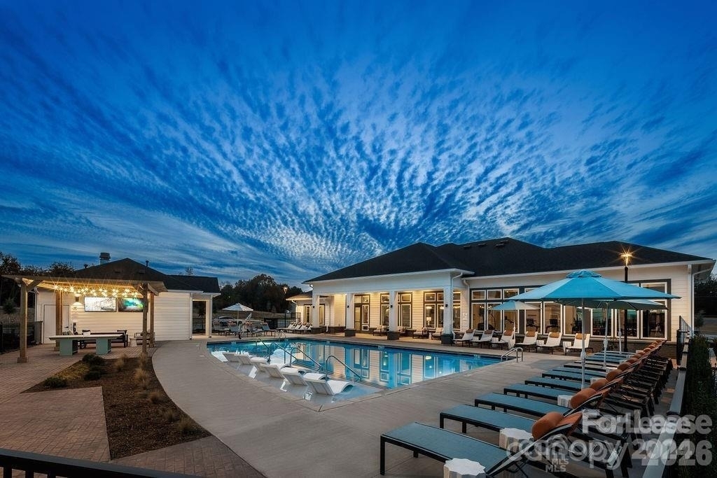 225 Rhyne Road - Photo 0