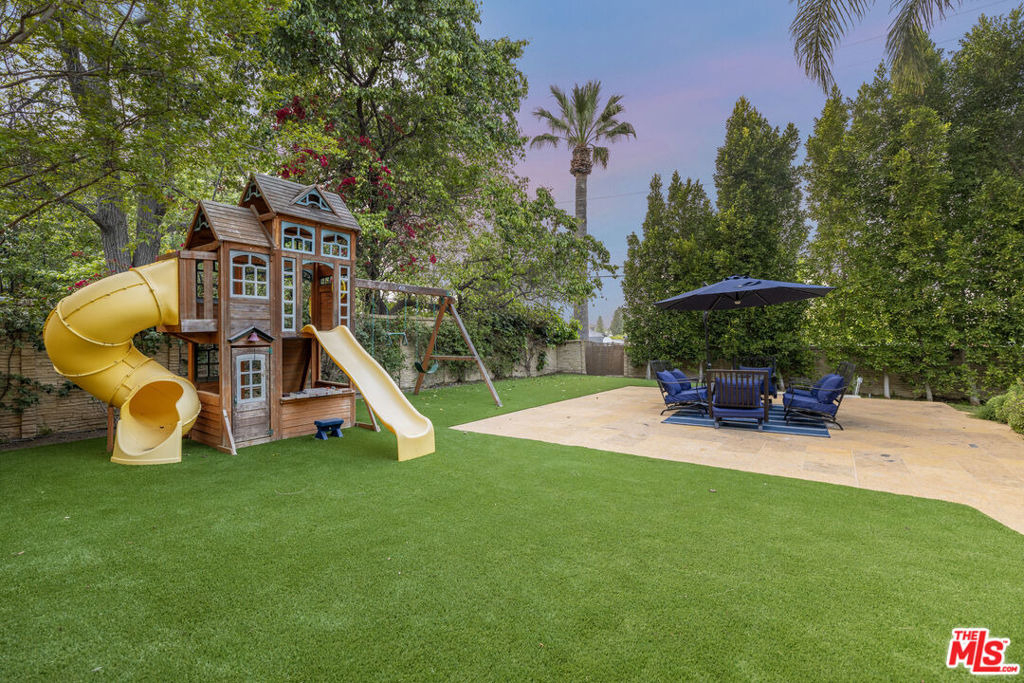 18607 Cassandra Street - Photo 5