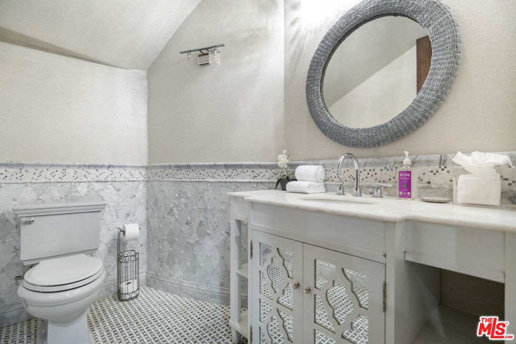 18607 Cassandra Street - Photo 45