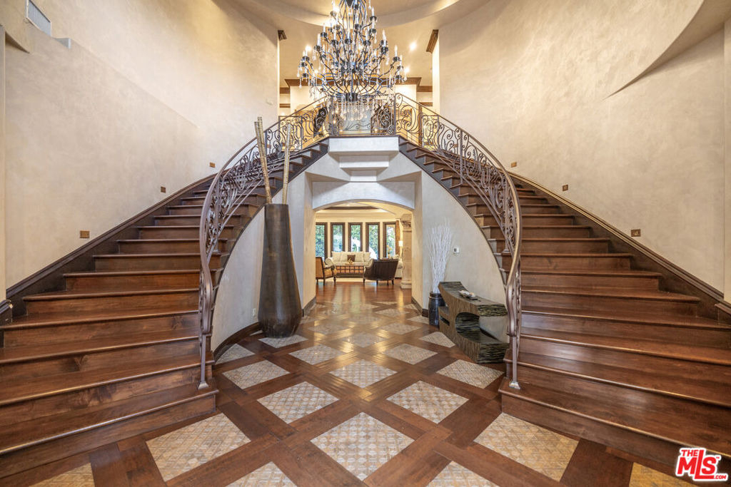 18607 Cassandra Street - Photo 12