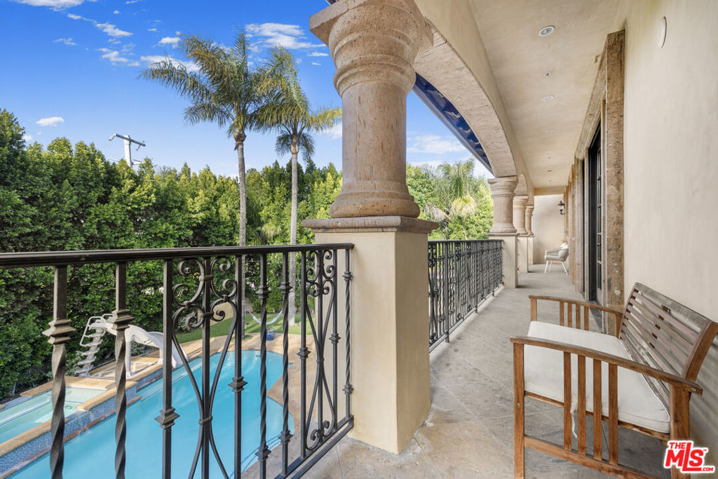 18607 Cassandra Street - Photo 30