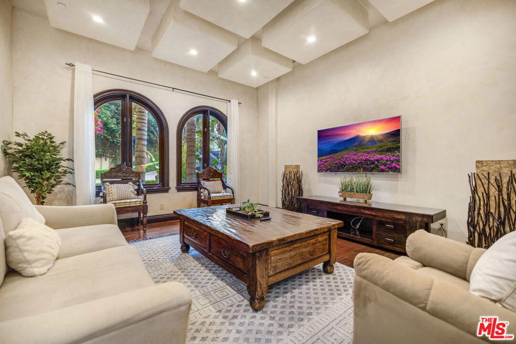 18607 Cassandra Street - Photo 3
