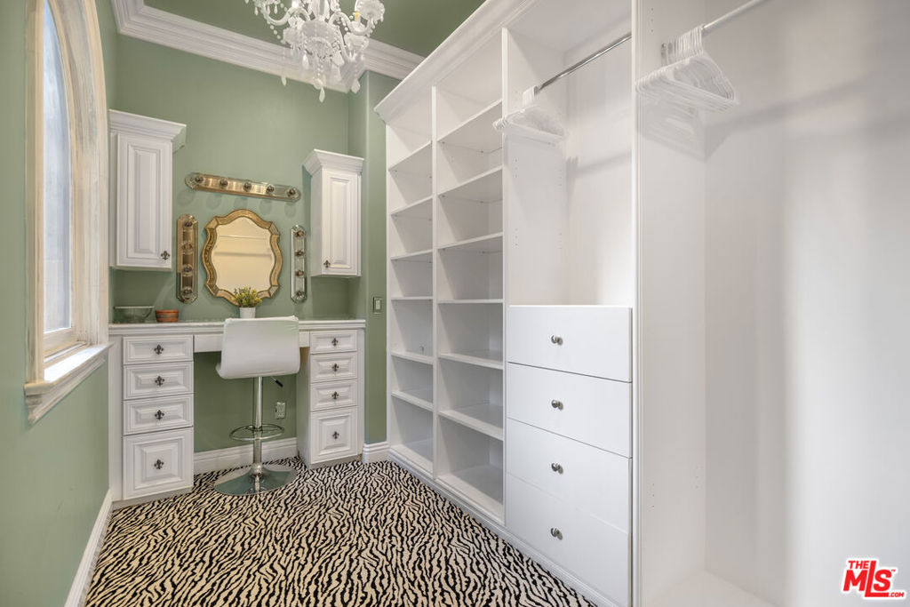 18607 Cassandra Street - Photo 35