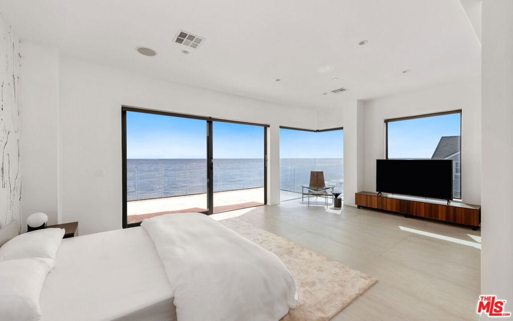 31646 Sea Level Drive - Photo 23