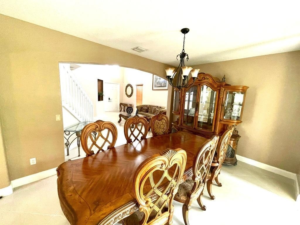 10454 Galleria Street - Photo 5