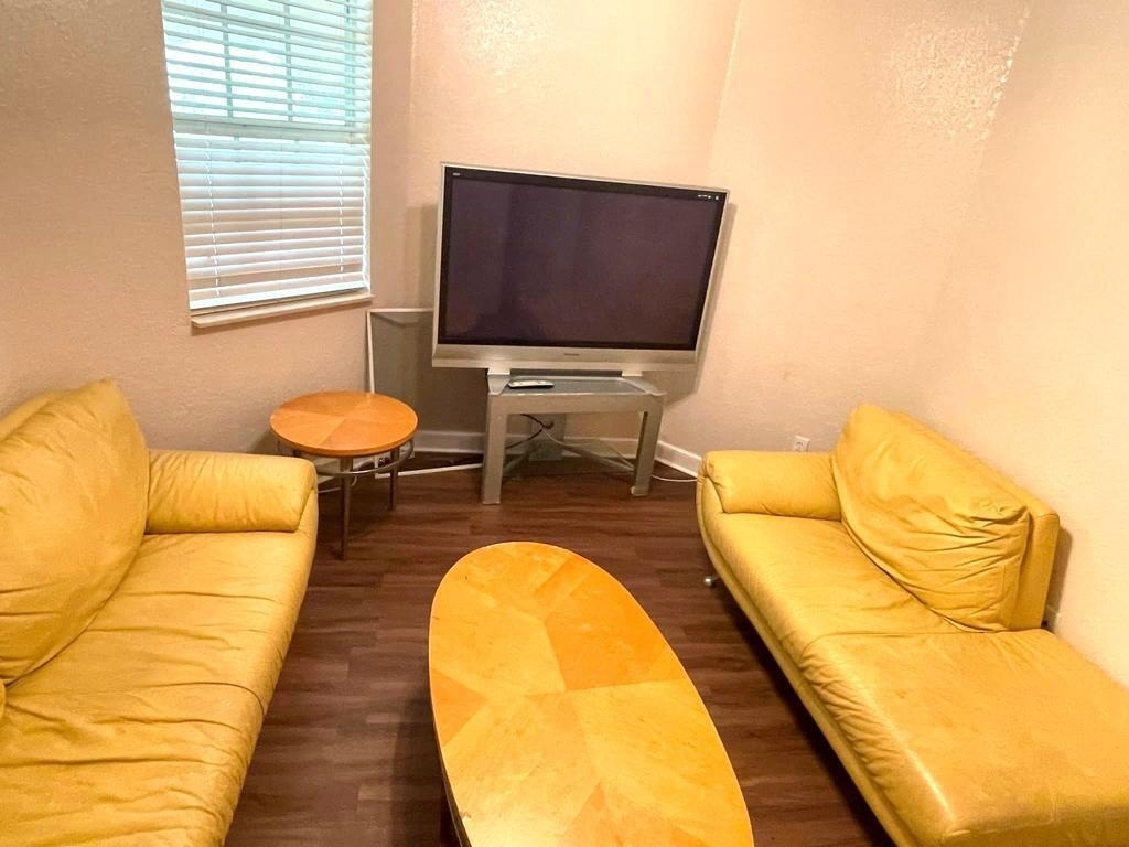 10454 Galleria Street - Photo 14