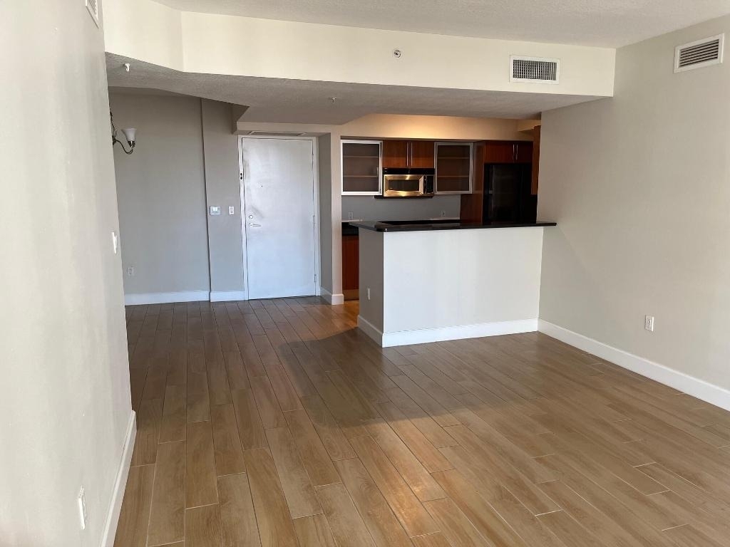 1551 N Flagler Drive - Photo 4