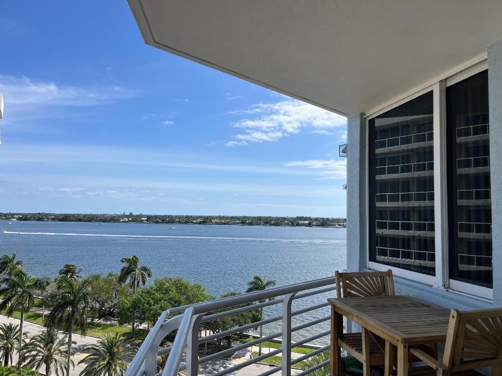 1551 N Flagler Drive - Photo 0