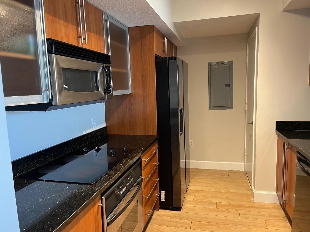 1551 N Flagler Drive - Photo 2