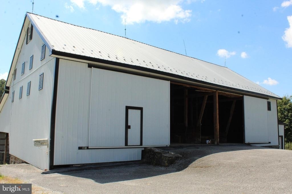 4882 Wolfgang Road - Photo 0