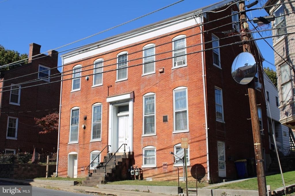 117 Main Street - Photo 0