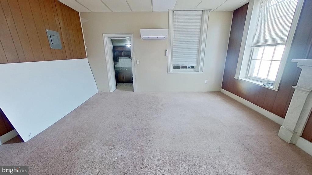 117 Main Street - Photo 2
