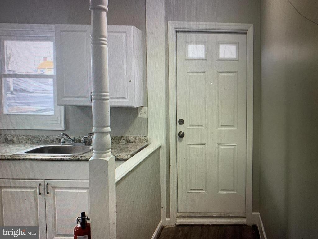 406 High Street - Photo 5