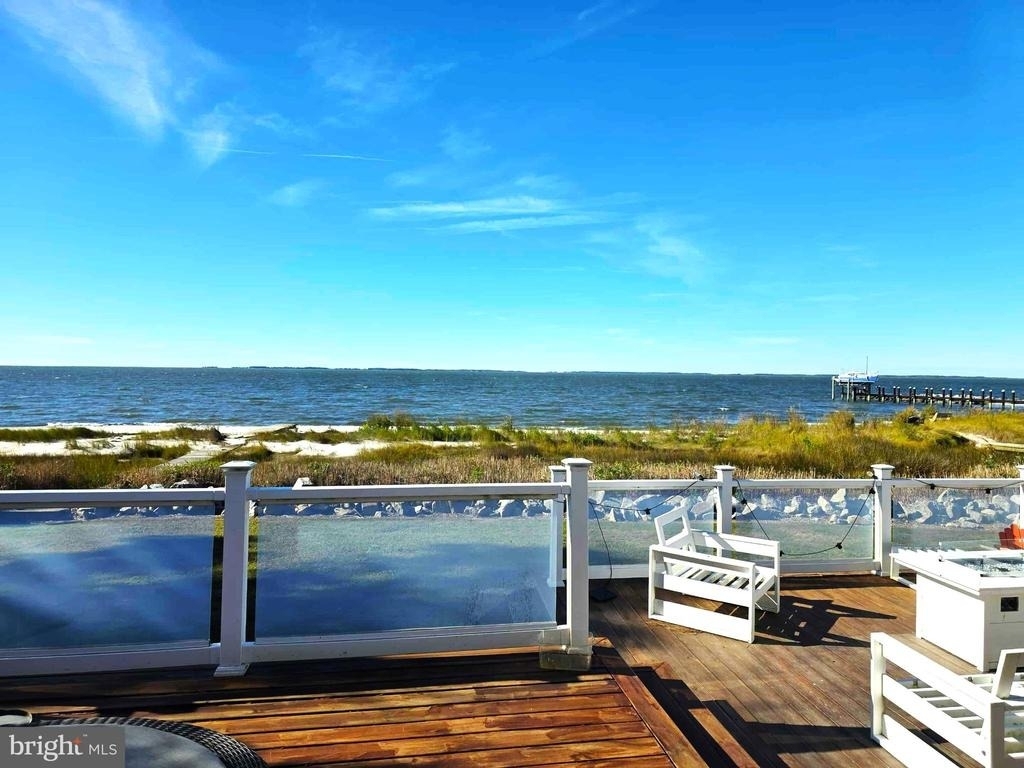 8034 Riverview Road - Photo 10