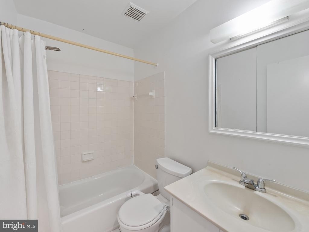 7654 Westlake Terrace - Photo 20