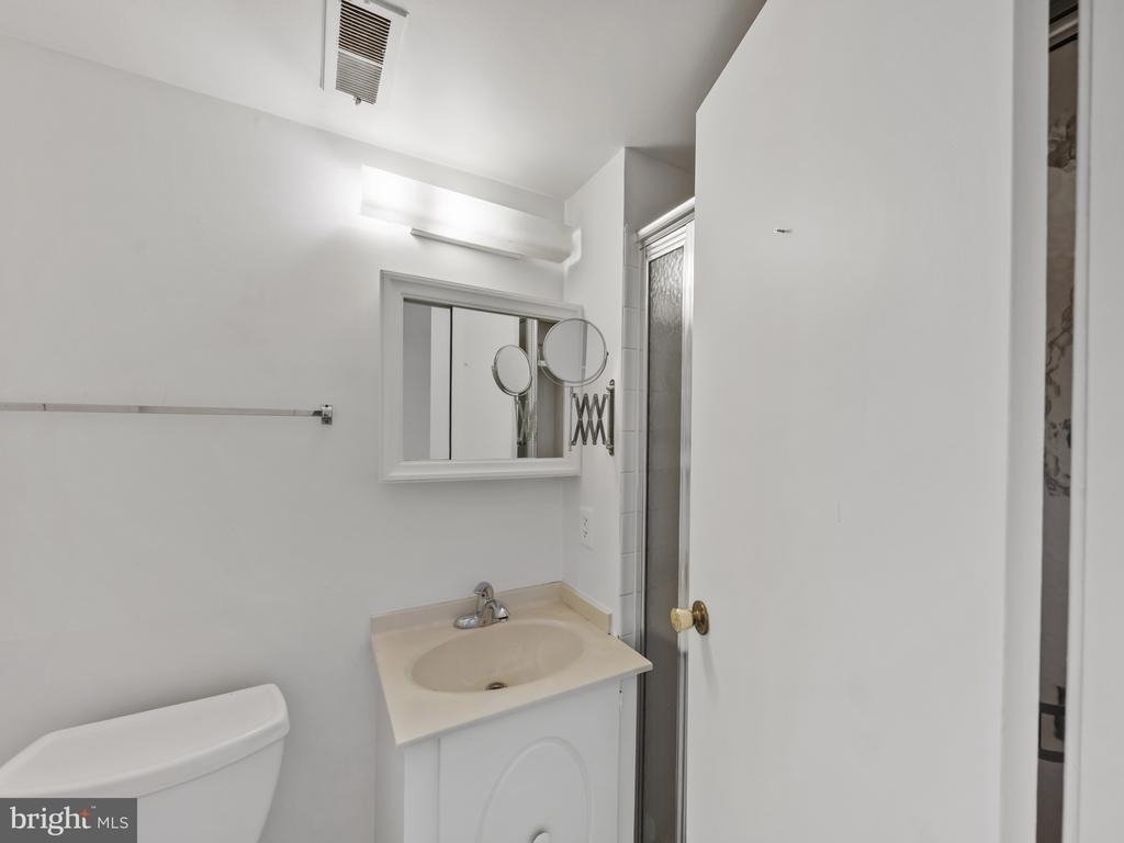 7654 Westlake Terrace - Photo 28