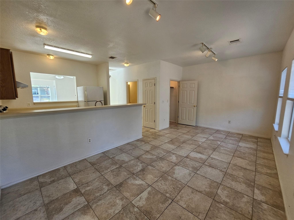 304 Windridge Village Cv - Photo 13