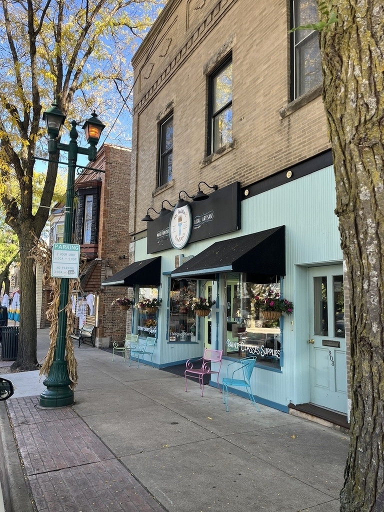 903 Main Street - Photo 0