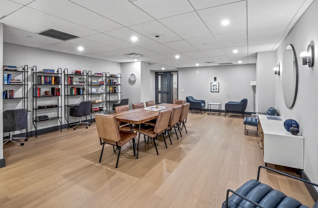 150 East 34th Street, Unit 2903 - Photo 14