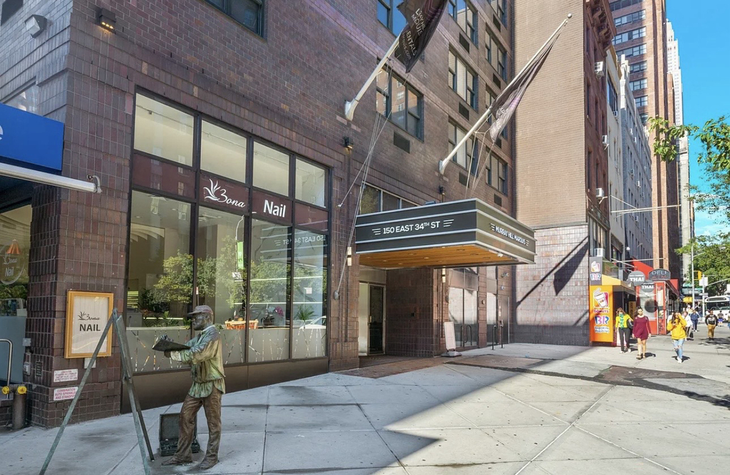 150 East 34th Street, Unit 2903 - Photo 17