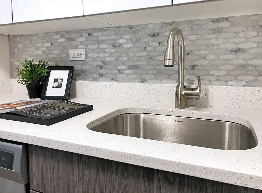 150 East 34th Street, Unit 2903 - Photo 2
