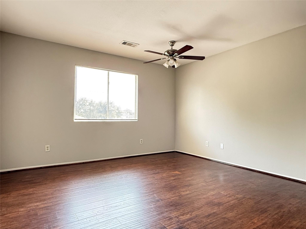 2403 Chalet Road - Photo 5