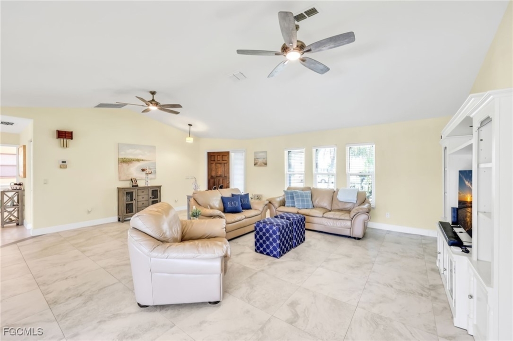 5032 Skyline Boulevard - Photo 4