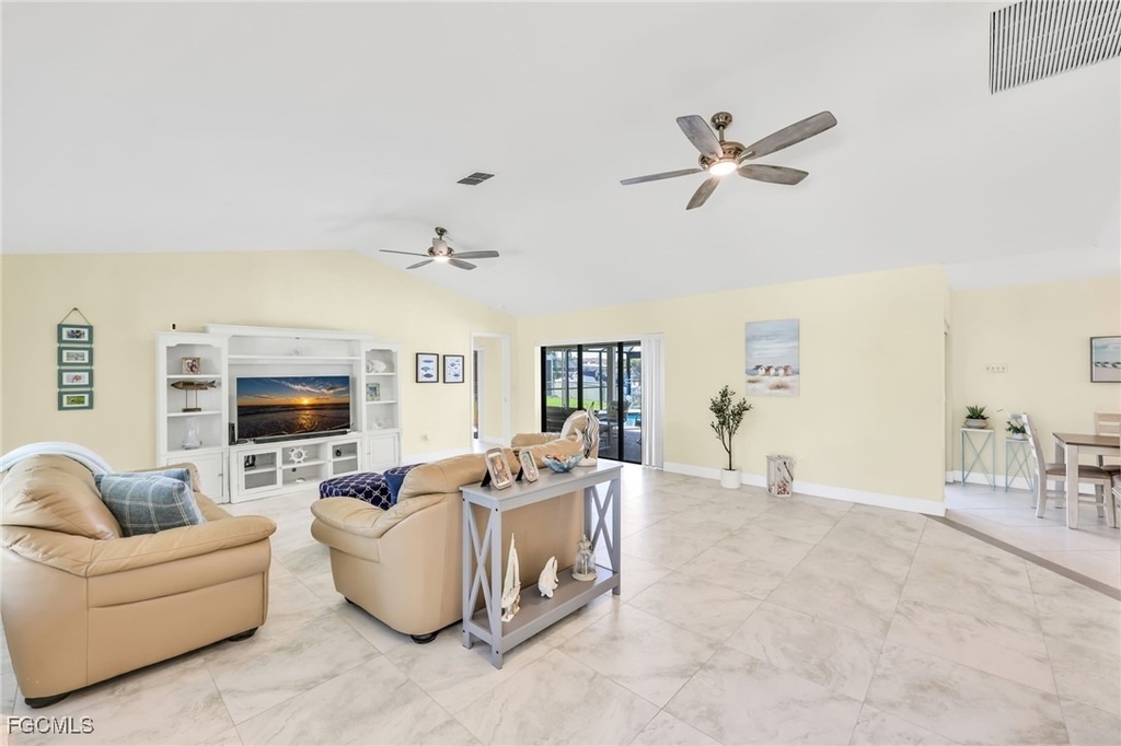 5032 Skyline Boulevard - Photo 1