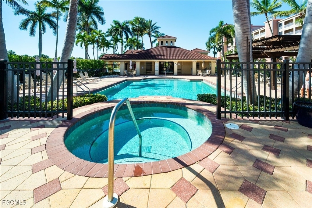 11620 Court Of Palms - Photo 23