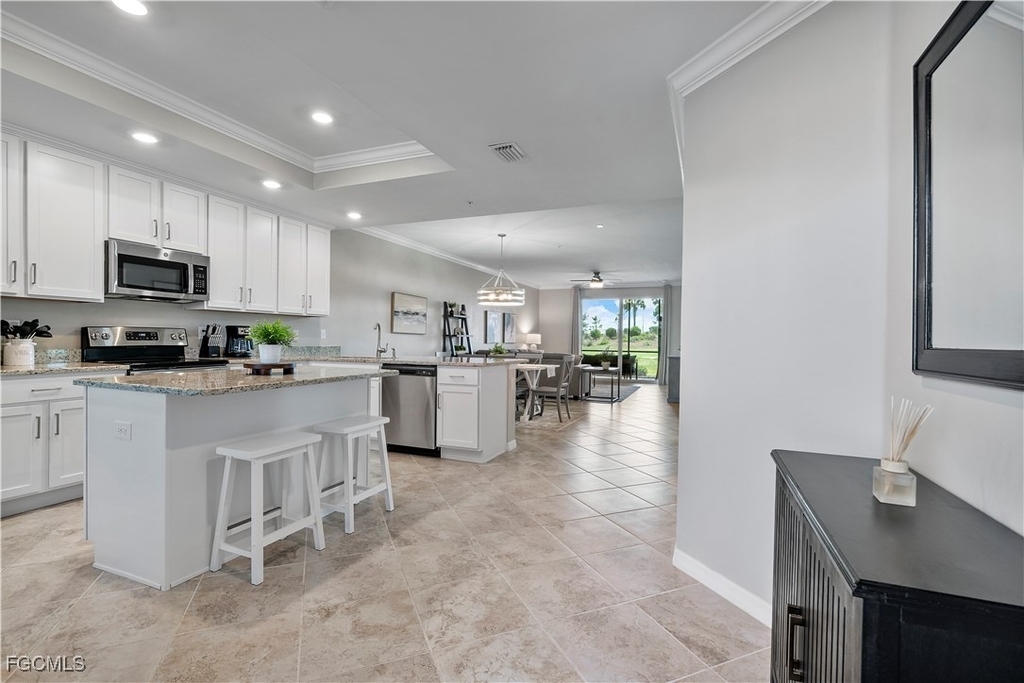 43041 Greenway Boulevard - Photo 5