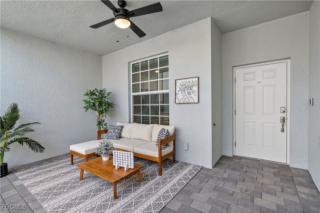 43041 Greenway Boulevard - Photo 3