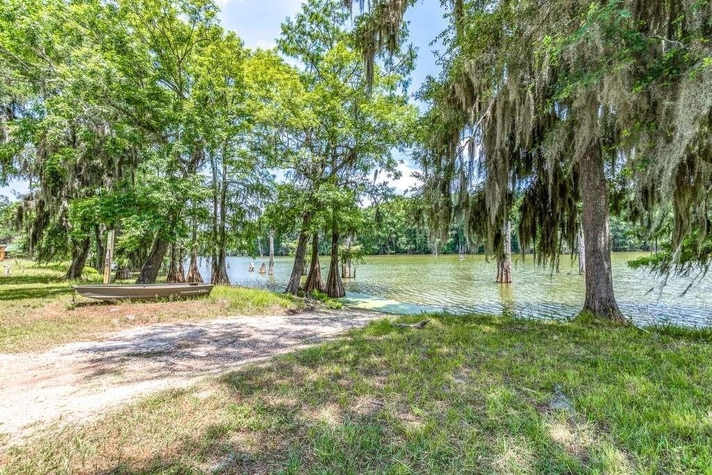 129 Shoreline Drive - Photo 10