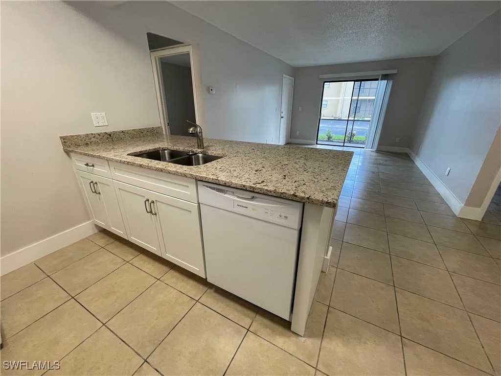 5323 Summerlin Road - Photo 6